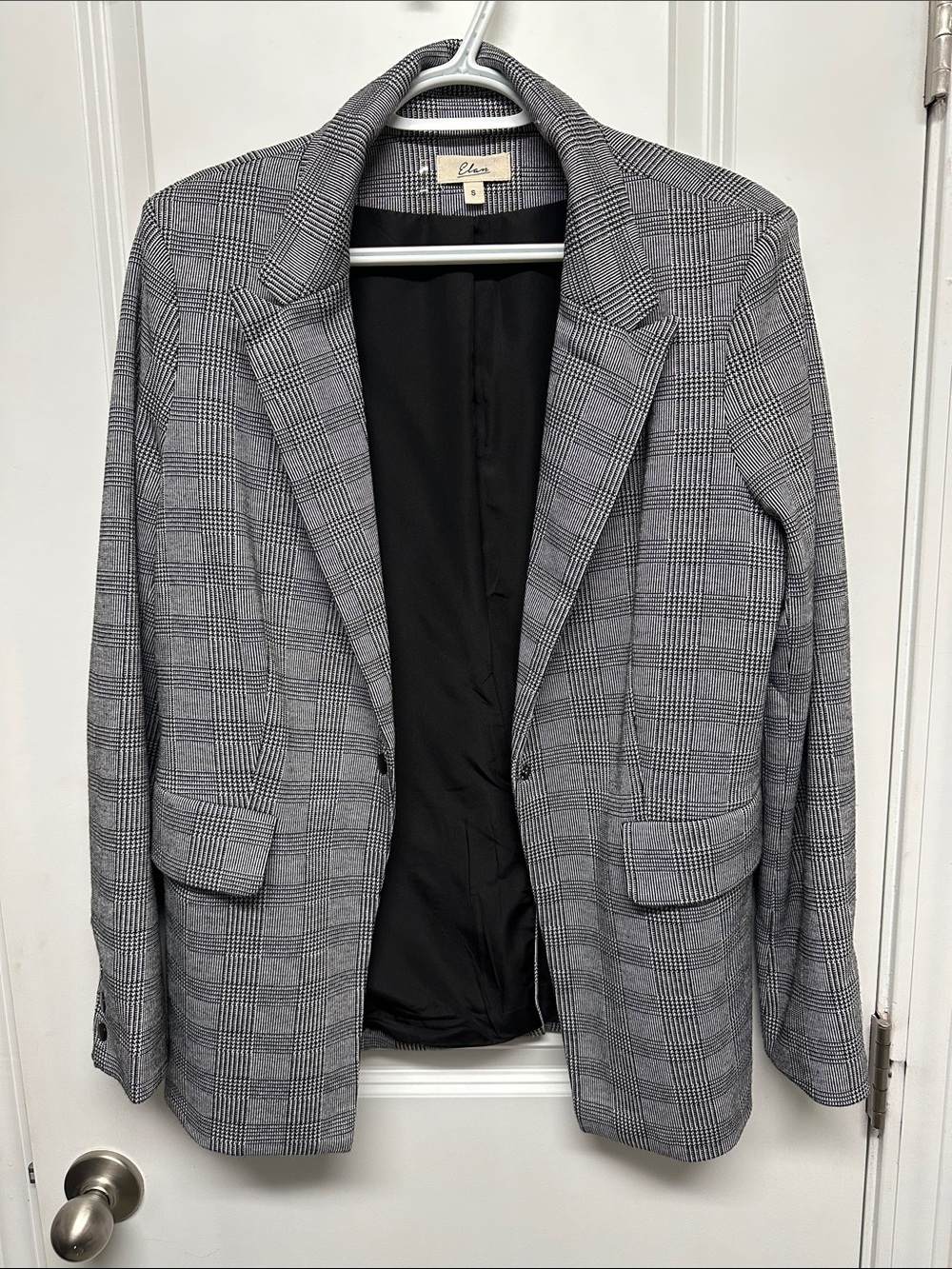Gray Glen Plaid Woman’s Blazer made in Korea